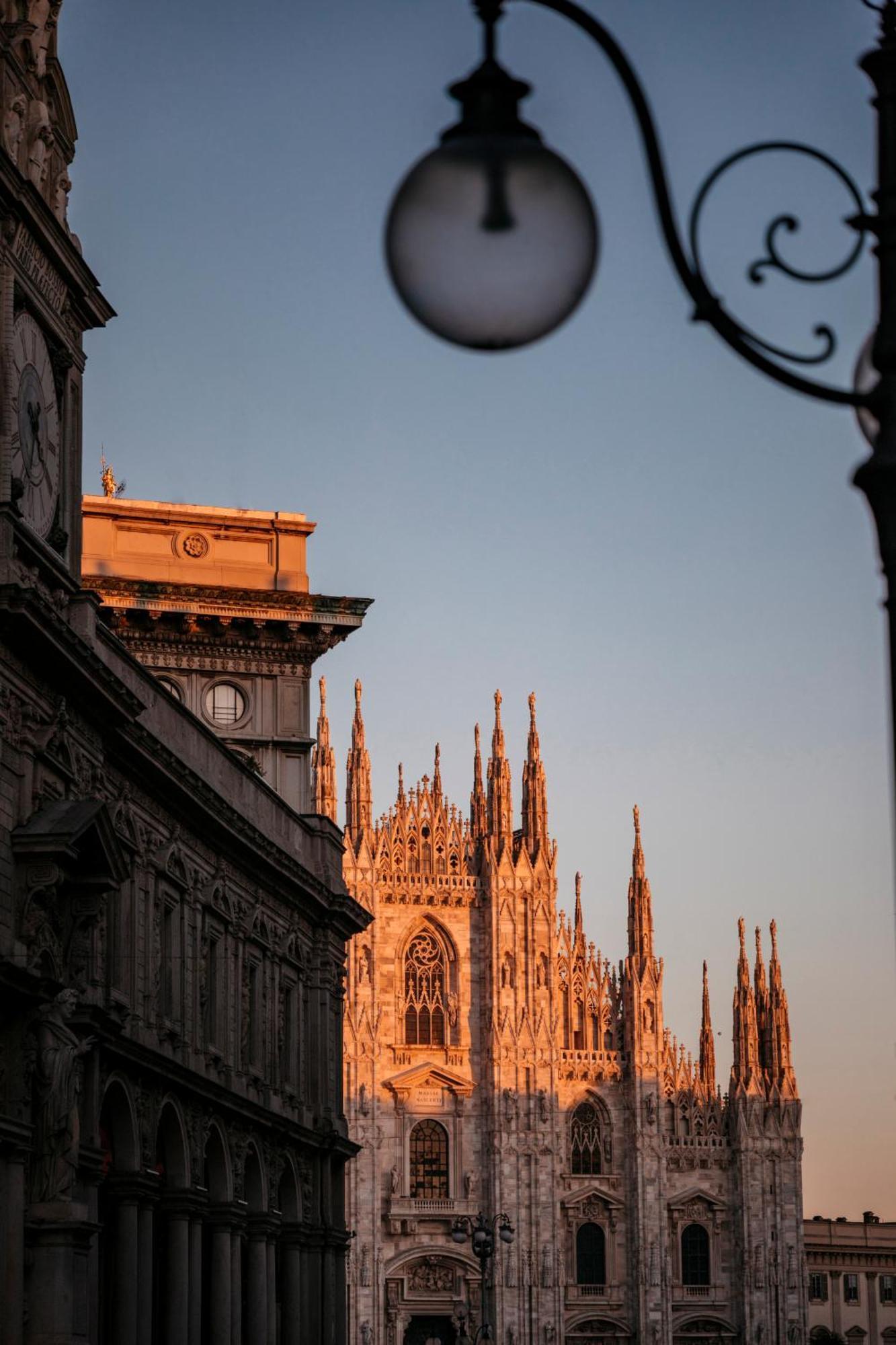 Palazzo Cordusio, A Gran Melia Hotel ميلان المظهر الخارجي الصورة