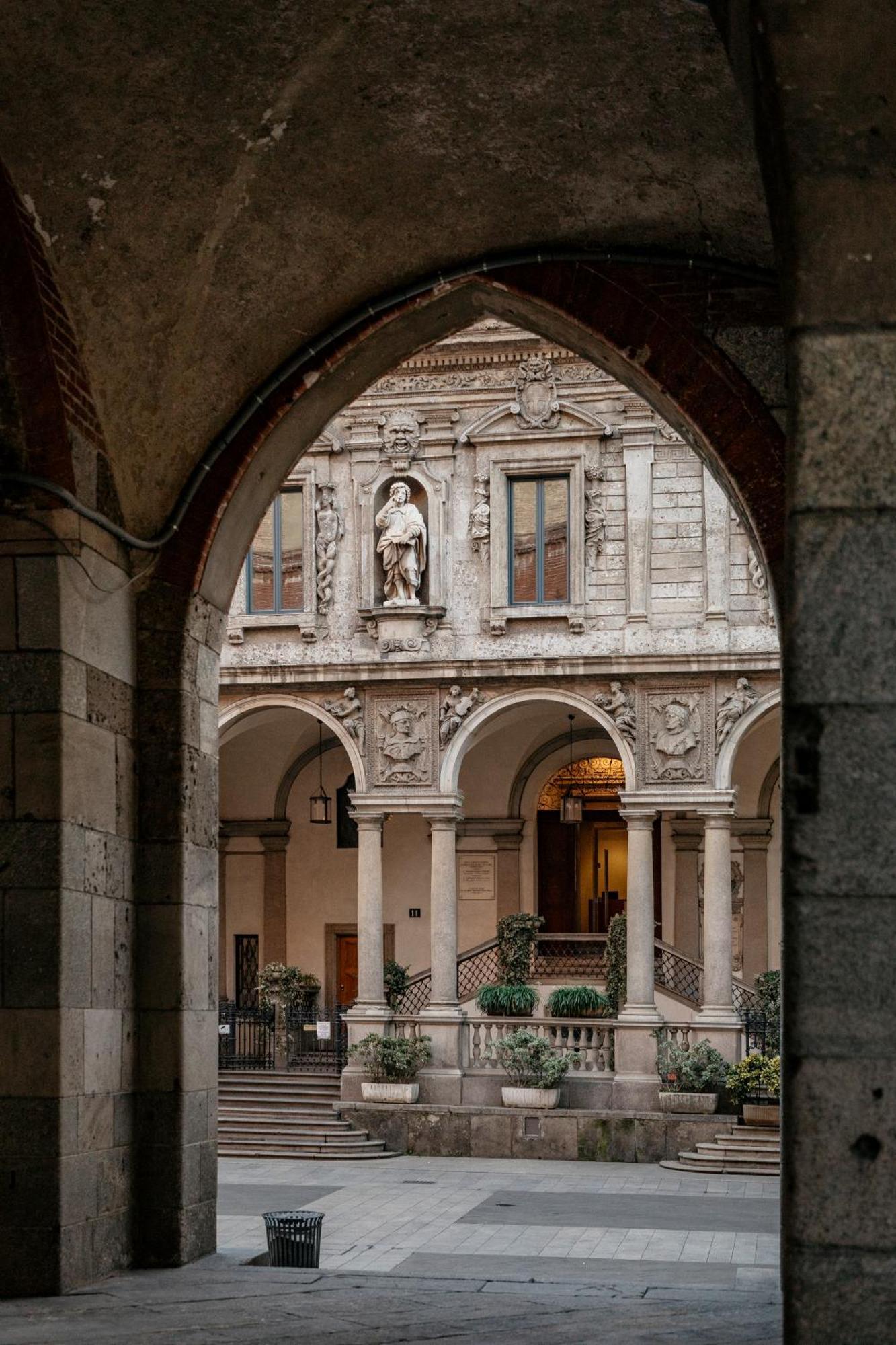 Palazzo Cordusio, A Gran Melia Hotel ميلان المظهر الخارجي الصورة